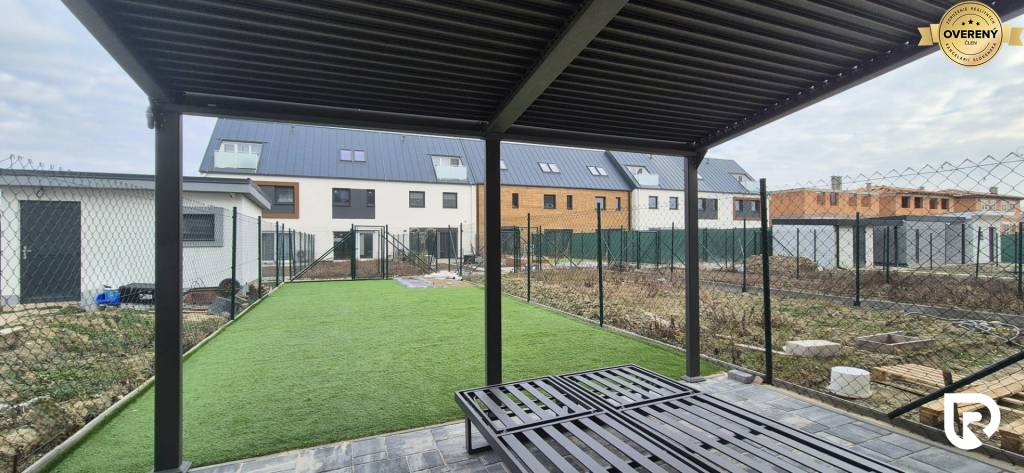 WhatsApp Image 2025-02-18 at 14.19.04_571b80b5.jpg