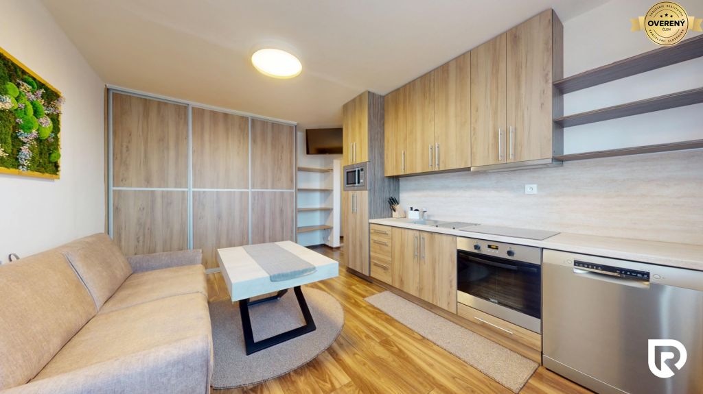 RentHub-I-Pekny-15-izbovy-byt-I-Stupava-08072025_155214.jpg