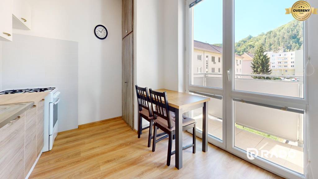 26-Pod-Sokolice-Kitchen 1.jpg