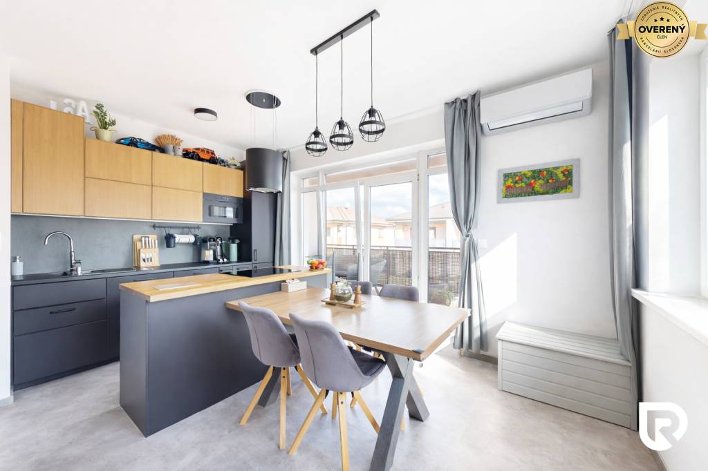 09584C75-9492-41FE-B979-4B41DCA67E29 2.PNG