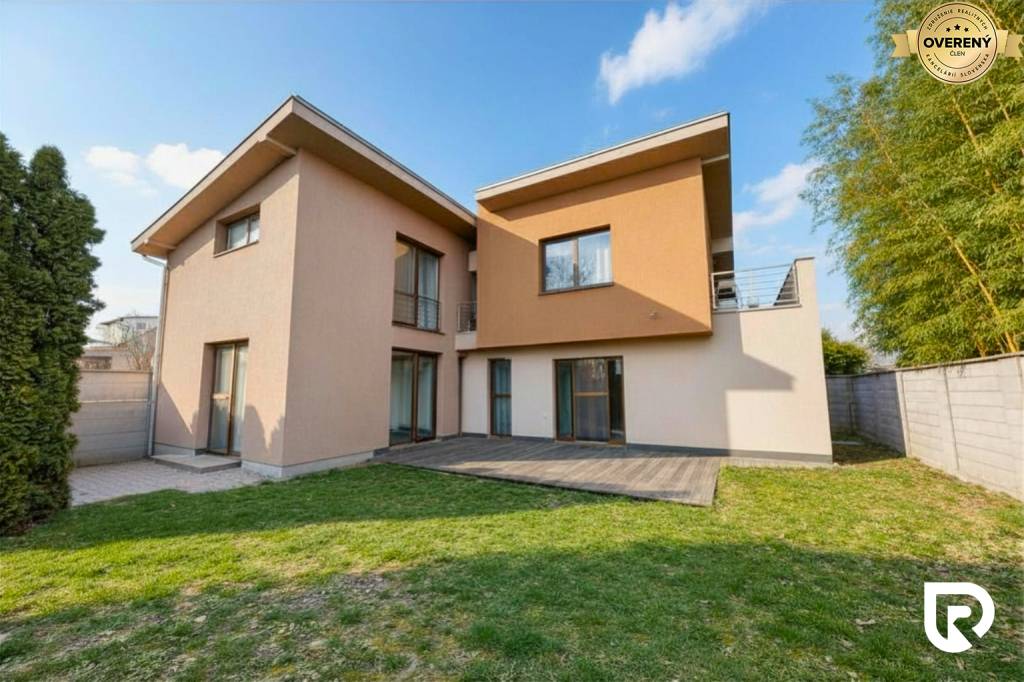 Dizajn bez názvu (8).jpg