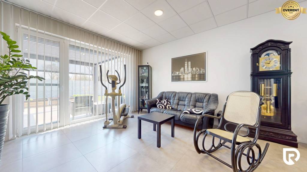 03222026_175951 (1).jpg