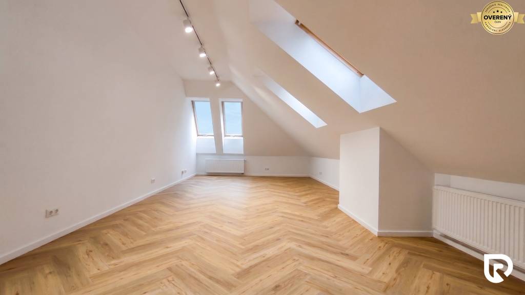 XGemini_Generated_Image_tvzff4tvzff4tvzf (1).jpg