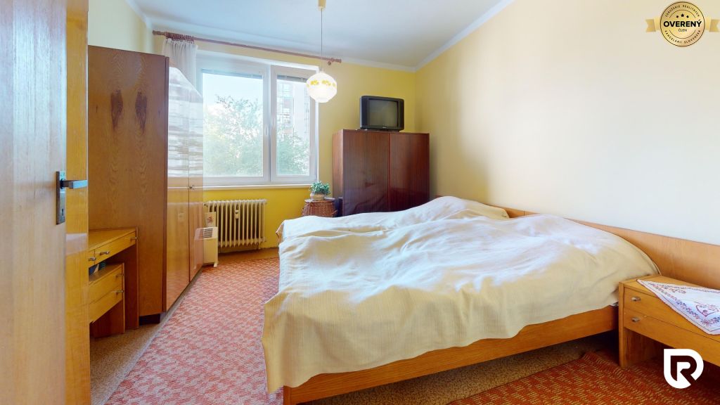 2-Jana-Holleho-Bedroom 2.jpg