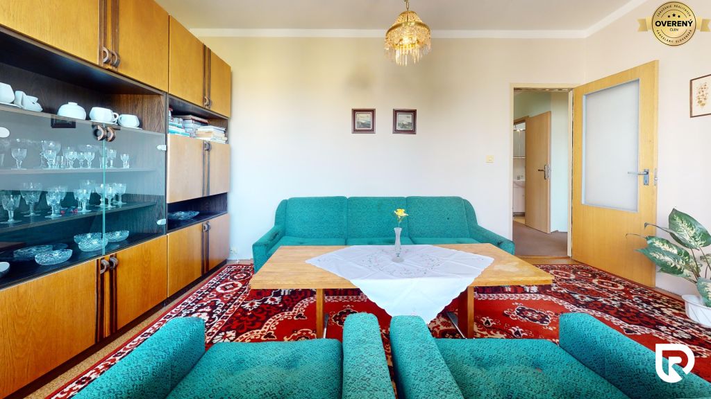 2-Jana-Holleho-Living-Room 1.jpg