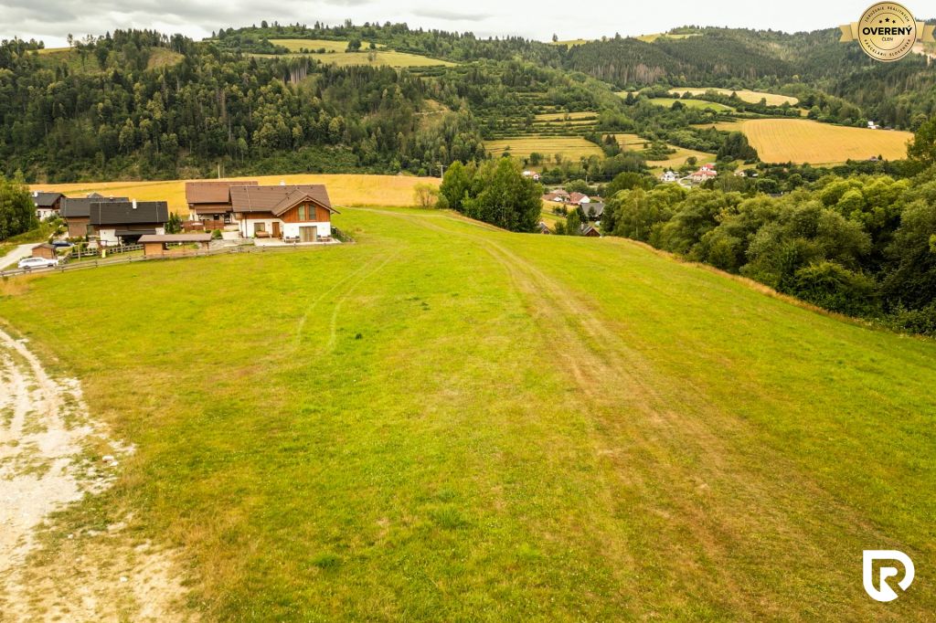 POZEMOK Čierny Balog (9).jpg