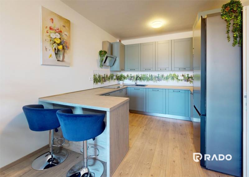 Kitchen (17)(1).jpg