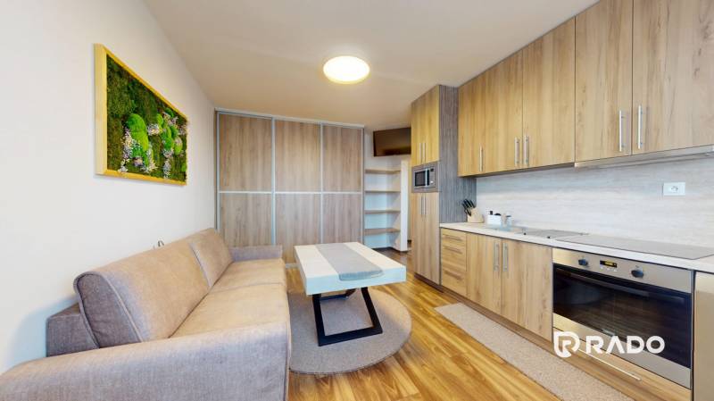 RentHub-I-Pekny-15-izbovy-byt-I-Stupava-08072025_155233.jpg