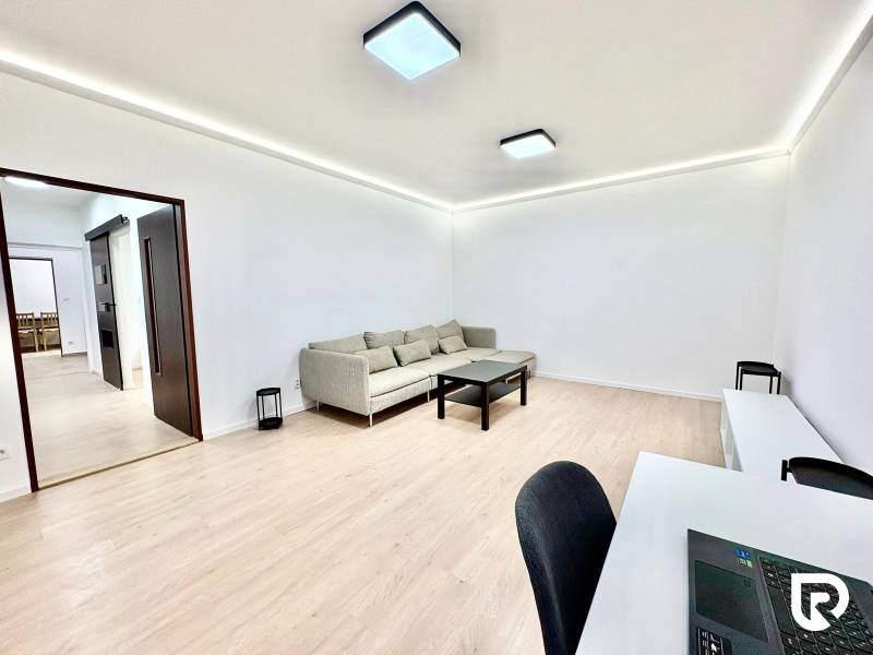 WhatsApp Image 2026-02-19 at 17.01.05 (13).jpeg